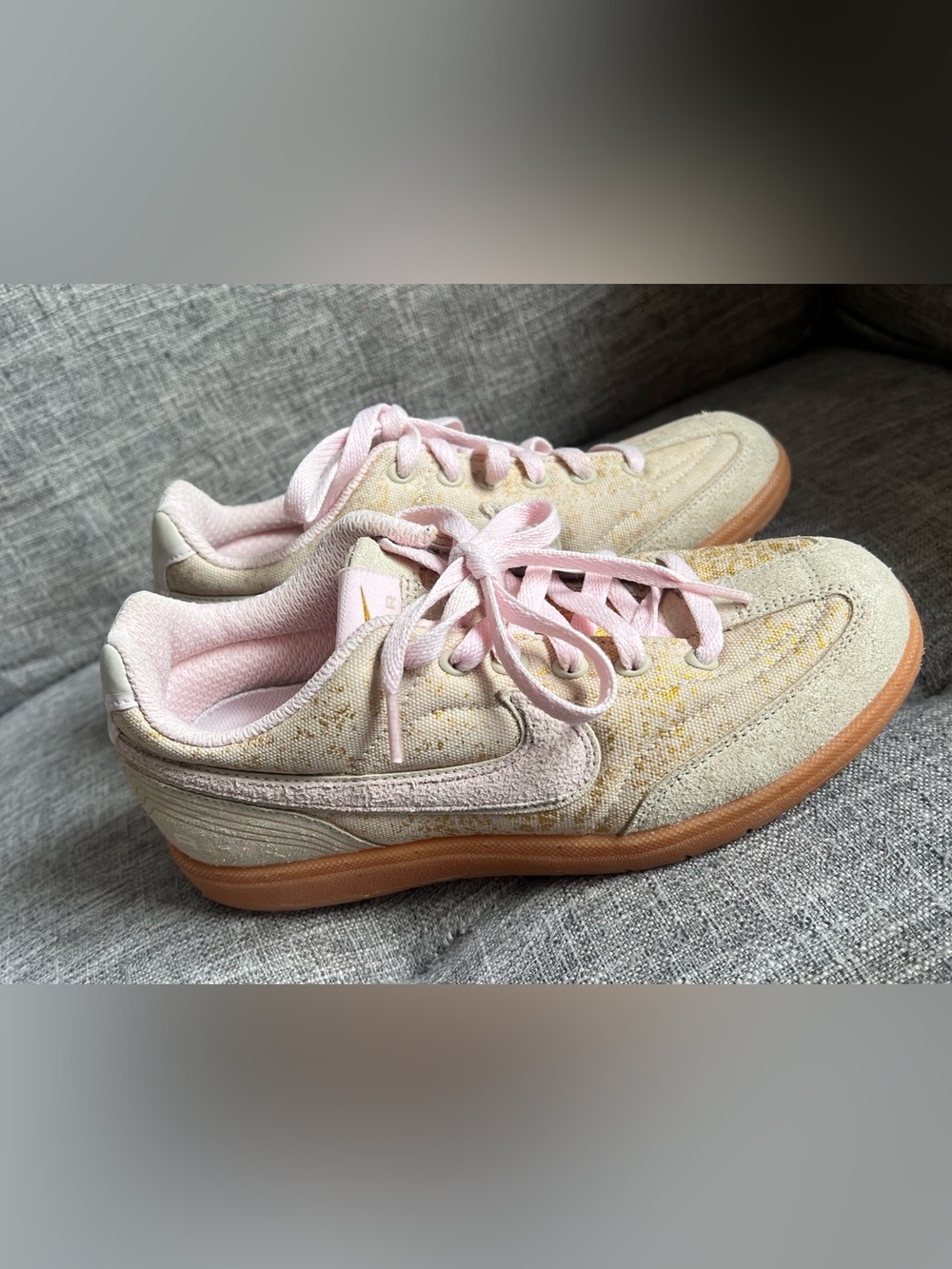 Nike Women's Pink and Cream  SB React Suede Low-Top Sneakers Size 7